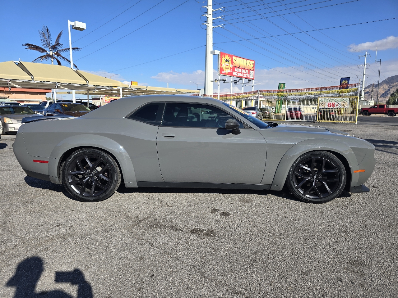 Dodge Challenger SXT RWD 2019