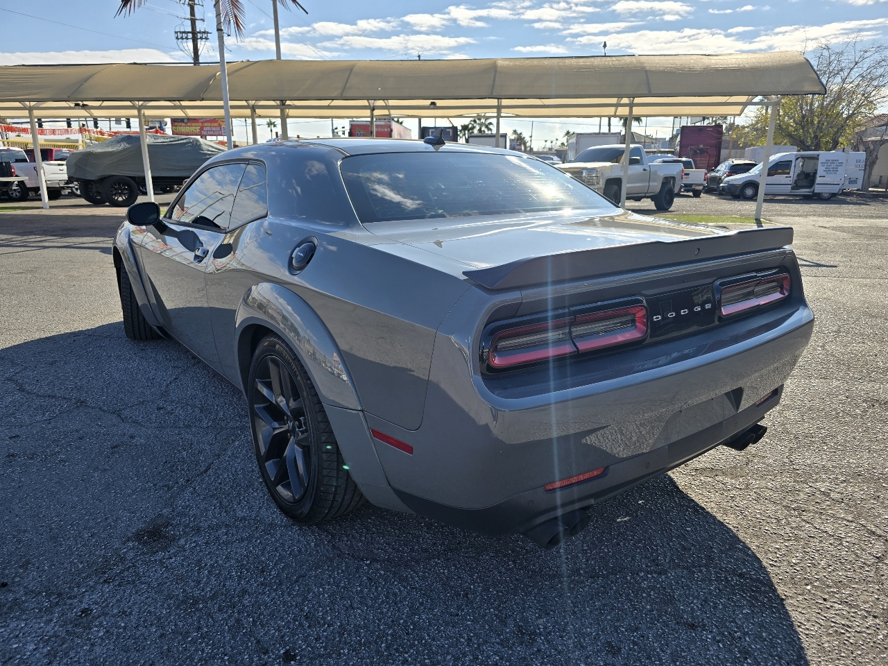 Dodge Challenger SXT RWD 2019