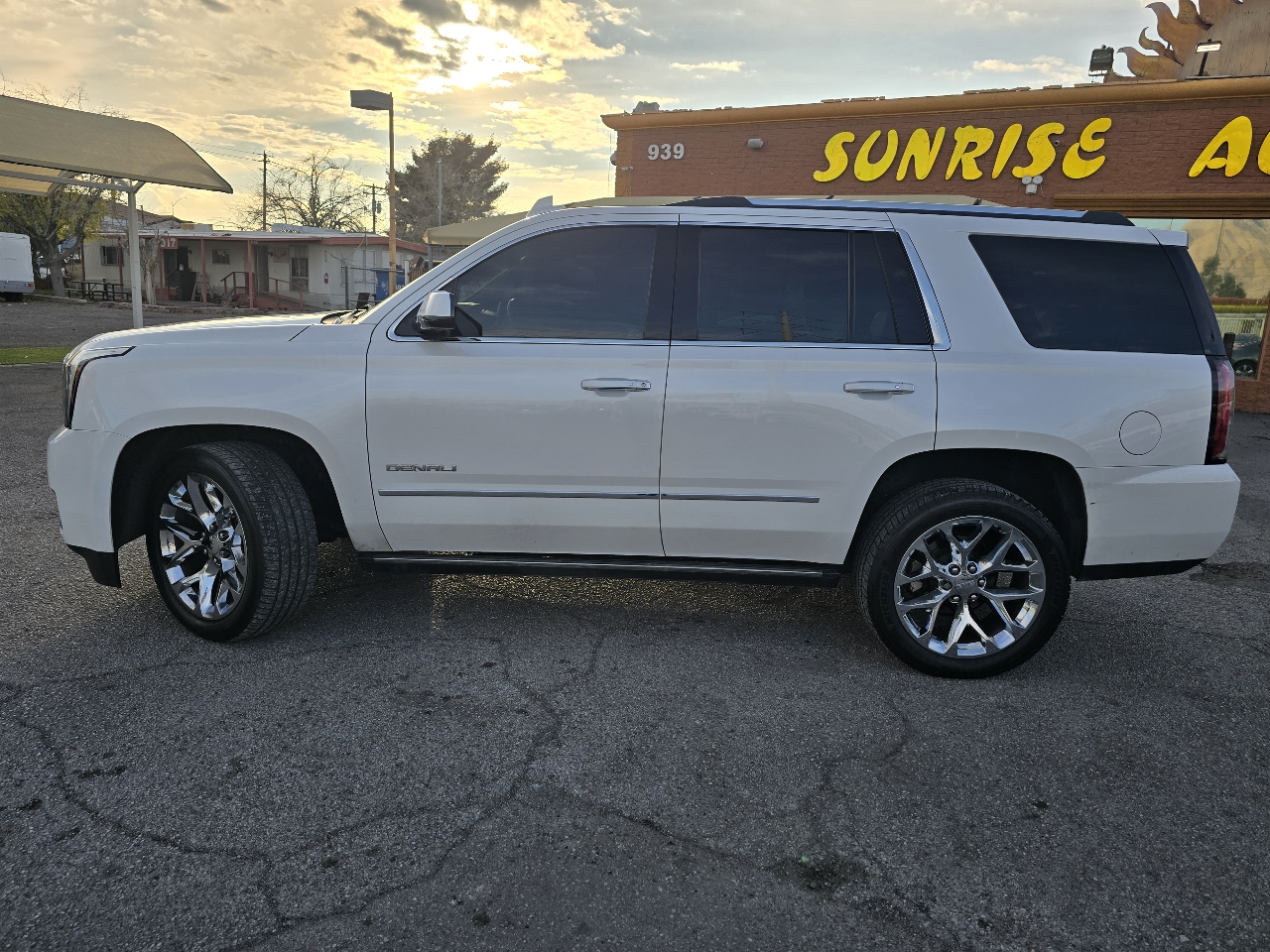 GMC Yukon 4WD 4dr Denali 2019