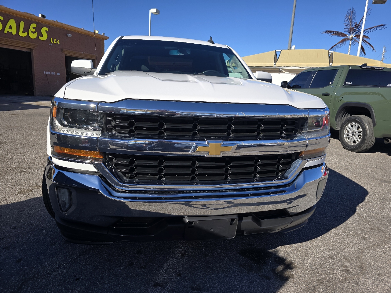 Chevrolet Silverado 1500 2WD Crew Cab 143.5" LT w/1LT 2017