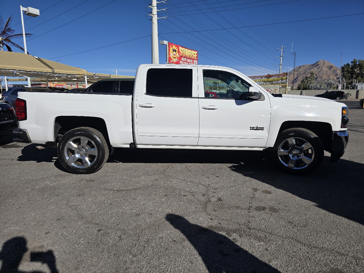 Chevrolet Silverado 1500 2WD Crew Cab 143.5" LT w/1LT 2017