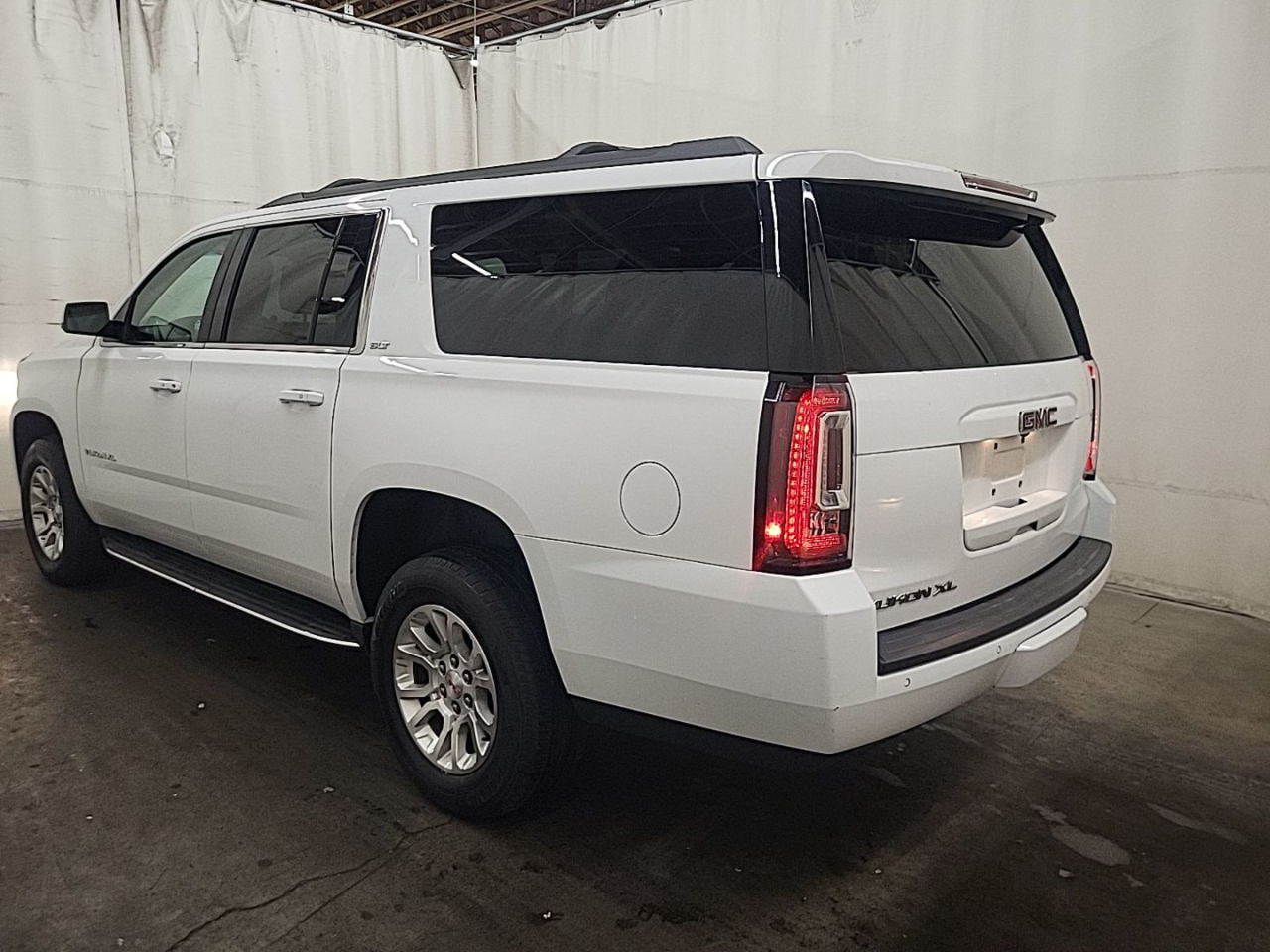 GMC Yukon XL 4WD 4dr SLT 2019
