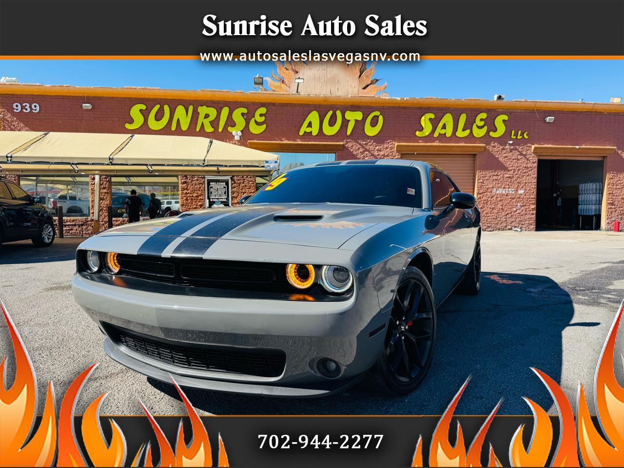 2019 Dodge Challenger SXT RWD