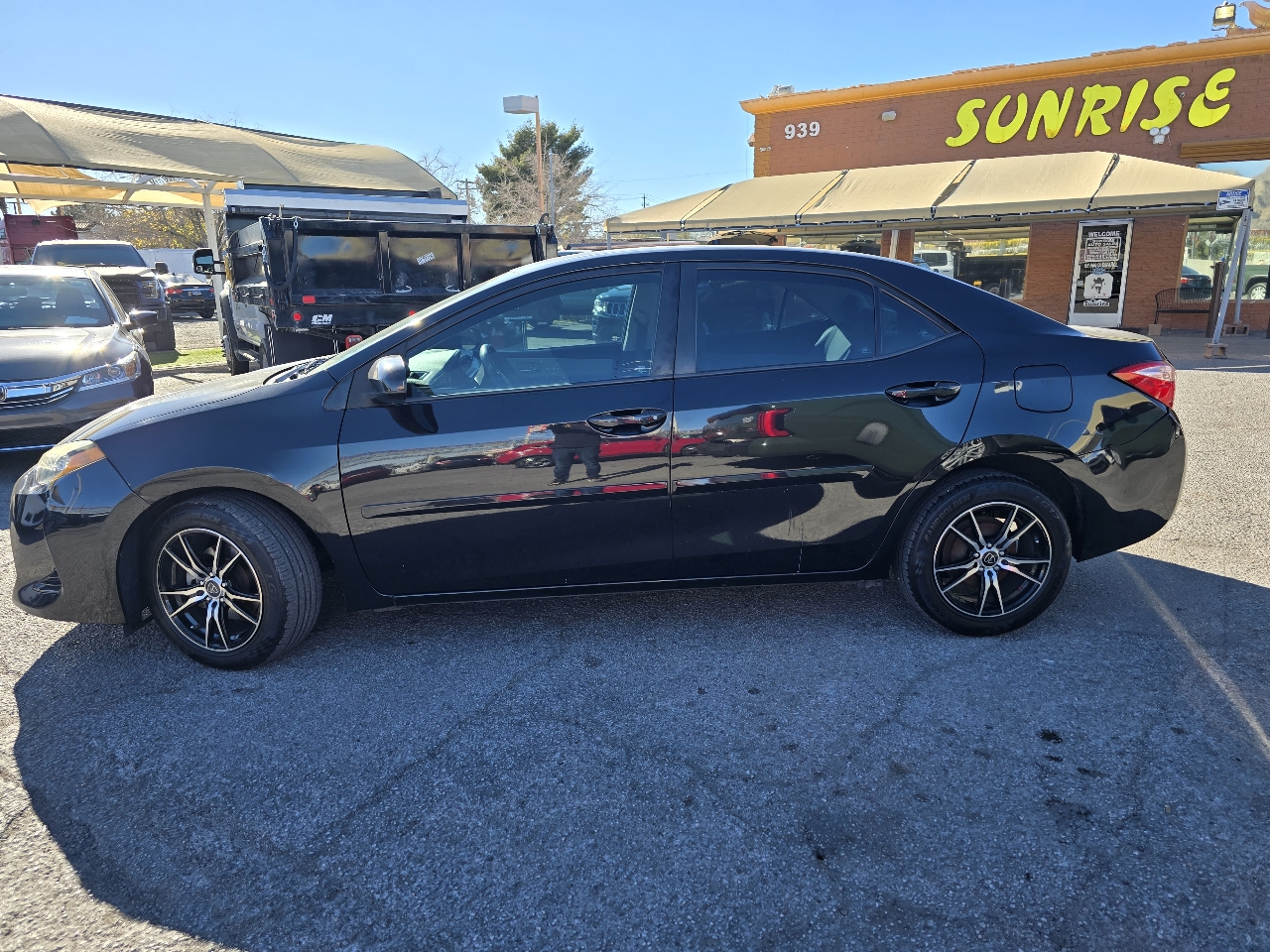 Toyota Corolla 50th Anniversary Special Edition CVT (Natl) 2017