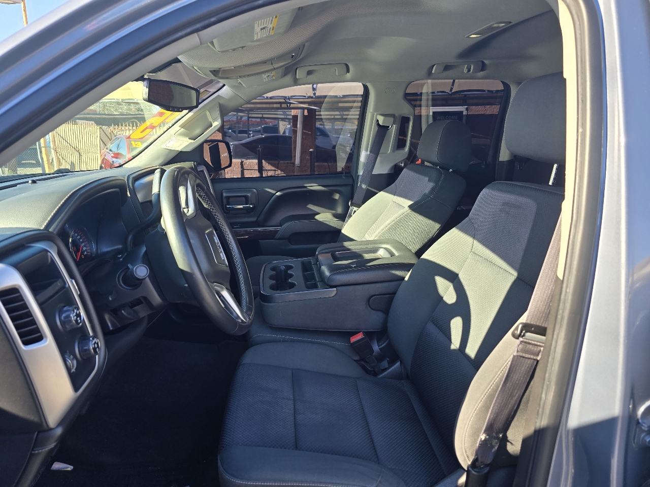 GMC Sierra 1500 4WD Double Cab 143.5" SLE 2015