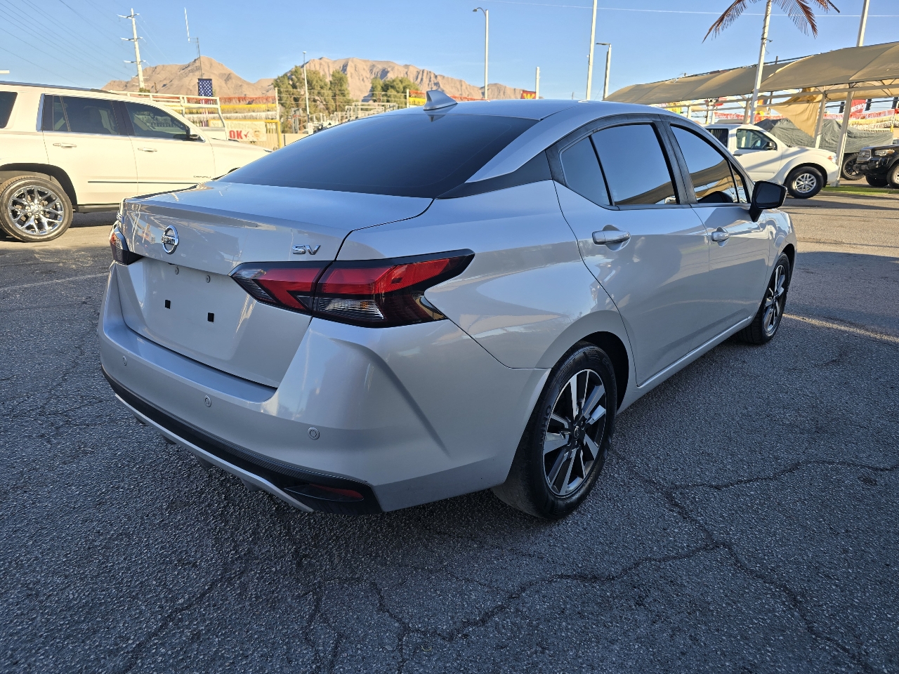Nissan Versa SV CVT 2021