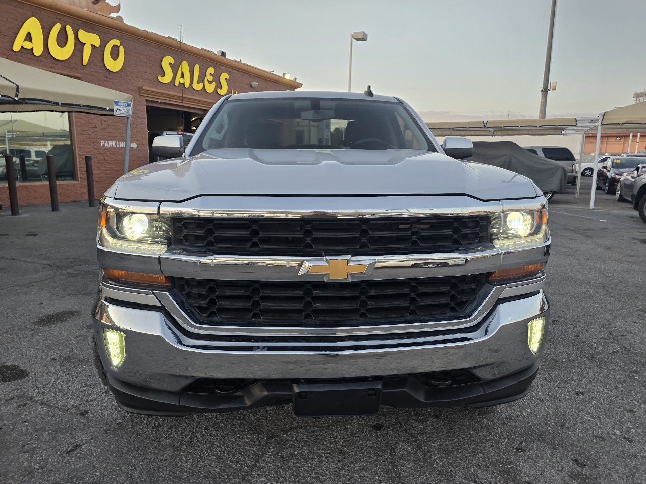 Chevrolet Silverado 1500 4WD Double Cab 143.5" LT w/1LT 2018