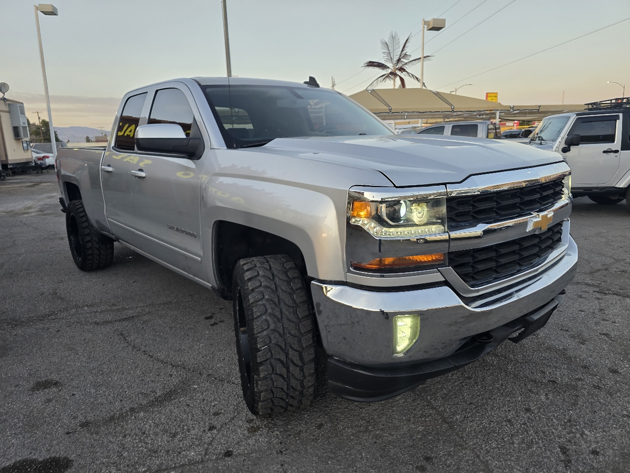 Chevrolet Silverado 1500 4WD Double Cab 143.5" LT w/1LT 2018