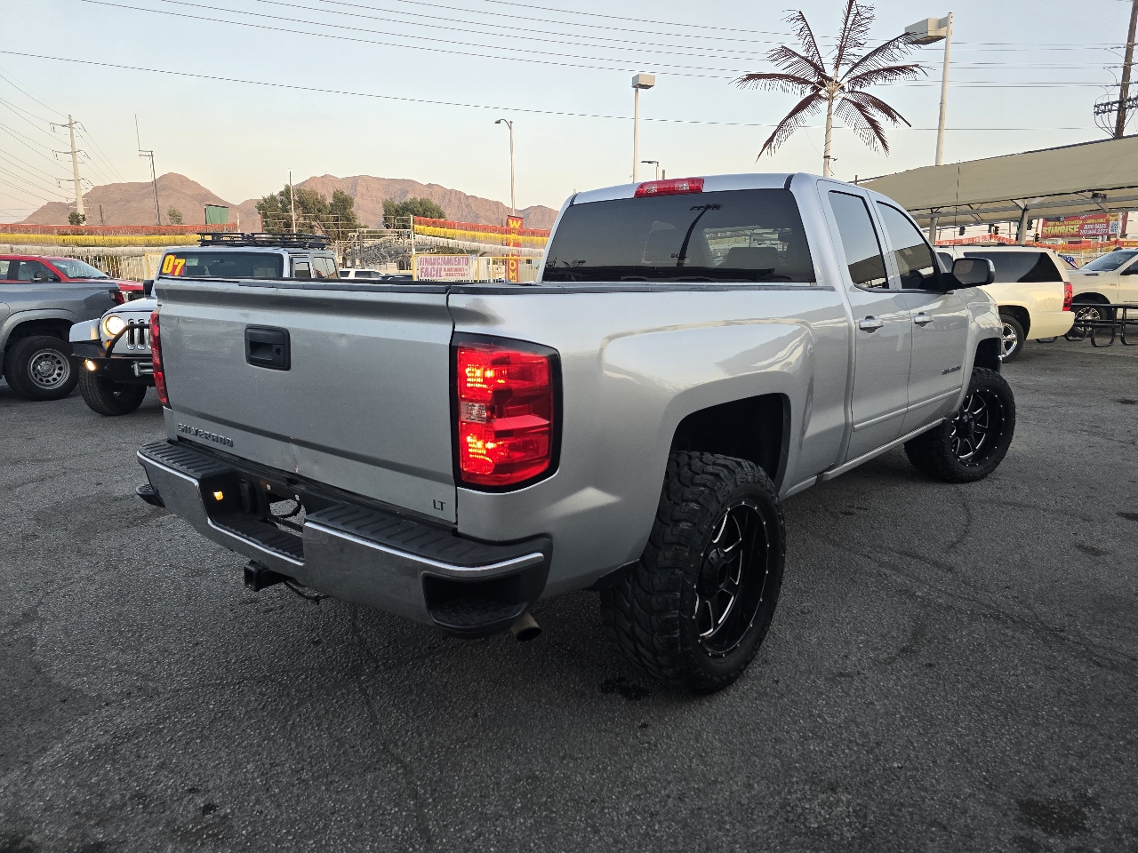Chevrolet Silverado 1500 4WD Double Cab 143.5" LT w/1LT 2018