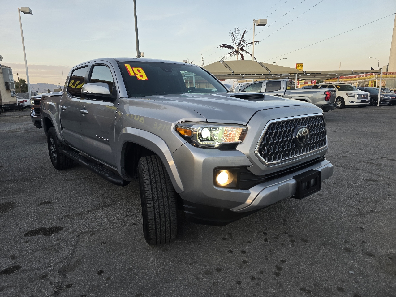 Toyota Tacoma 2WD TRD Off Road Double Cab 5' Bed V6 AT (Natl) 2019