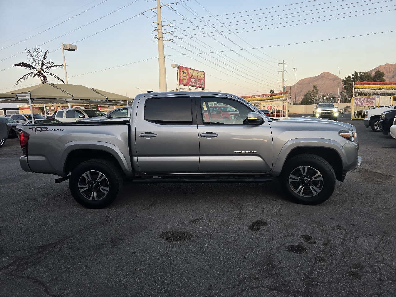 Toyota Tacoma 2WD TRD Off Road Double Cab 5' Bed V6 AT (Natl) 2019