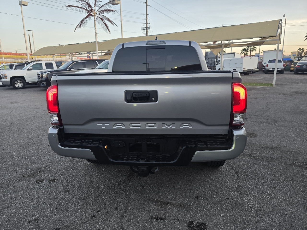 Toyota Tacoma 2WD TRD Off Road Double Cab 5' Bed V6 AT (Natl) 2019