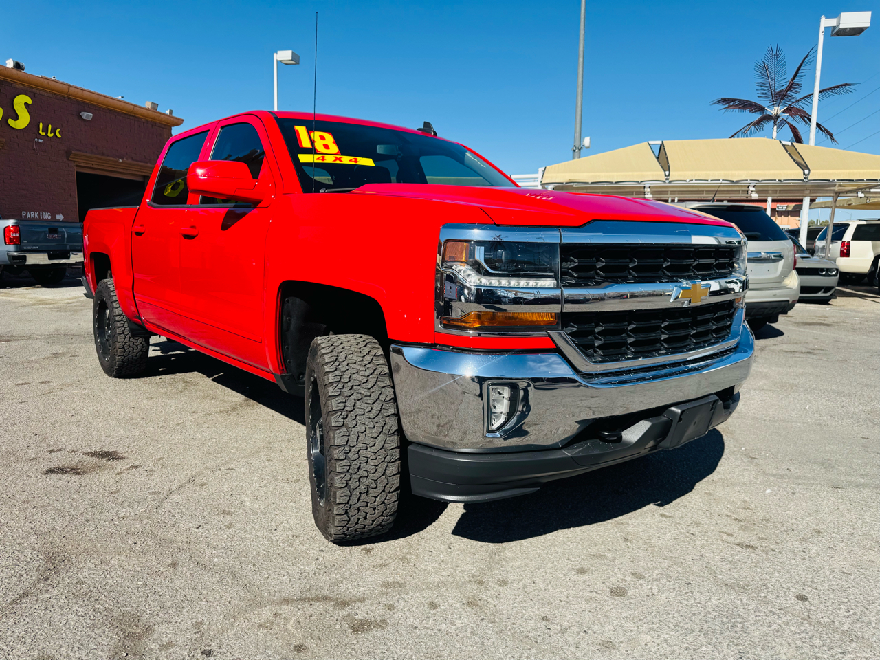 Chevrolet Silverado 1500 4WD Crew Cab 143.5" LT w/1LT 2017