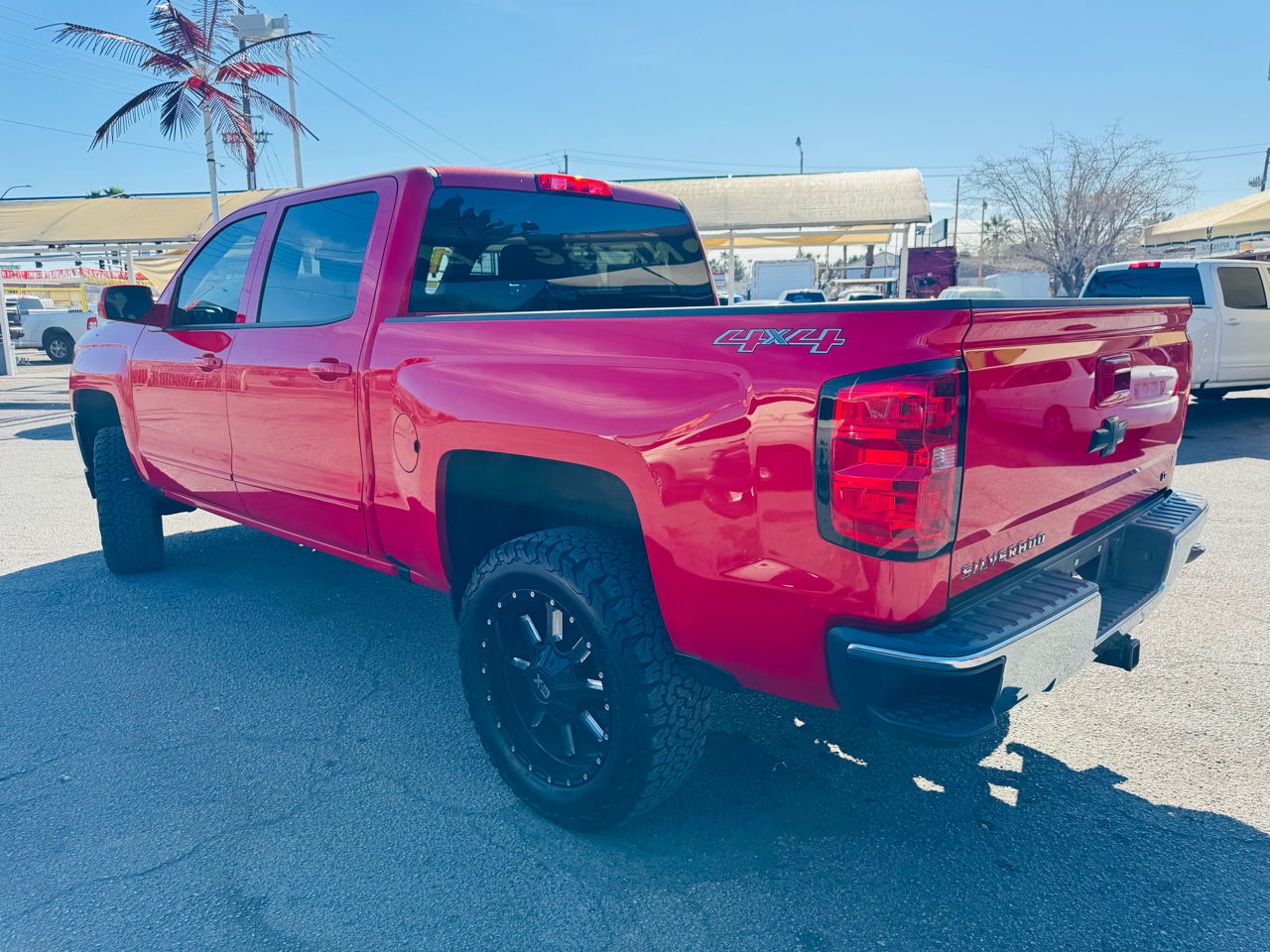 Chevrolet Silverado 1500 4WD Crew Cab 143.5" LT w/1LT 2017