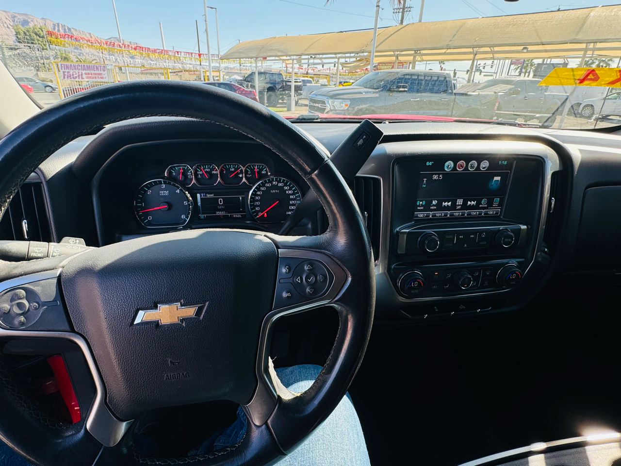 Chevrolet Silverado 1500 4WD Crew Cab 143.5" LT w/1LT 2017