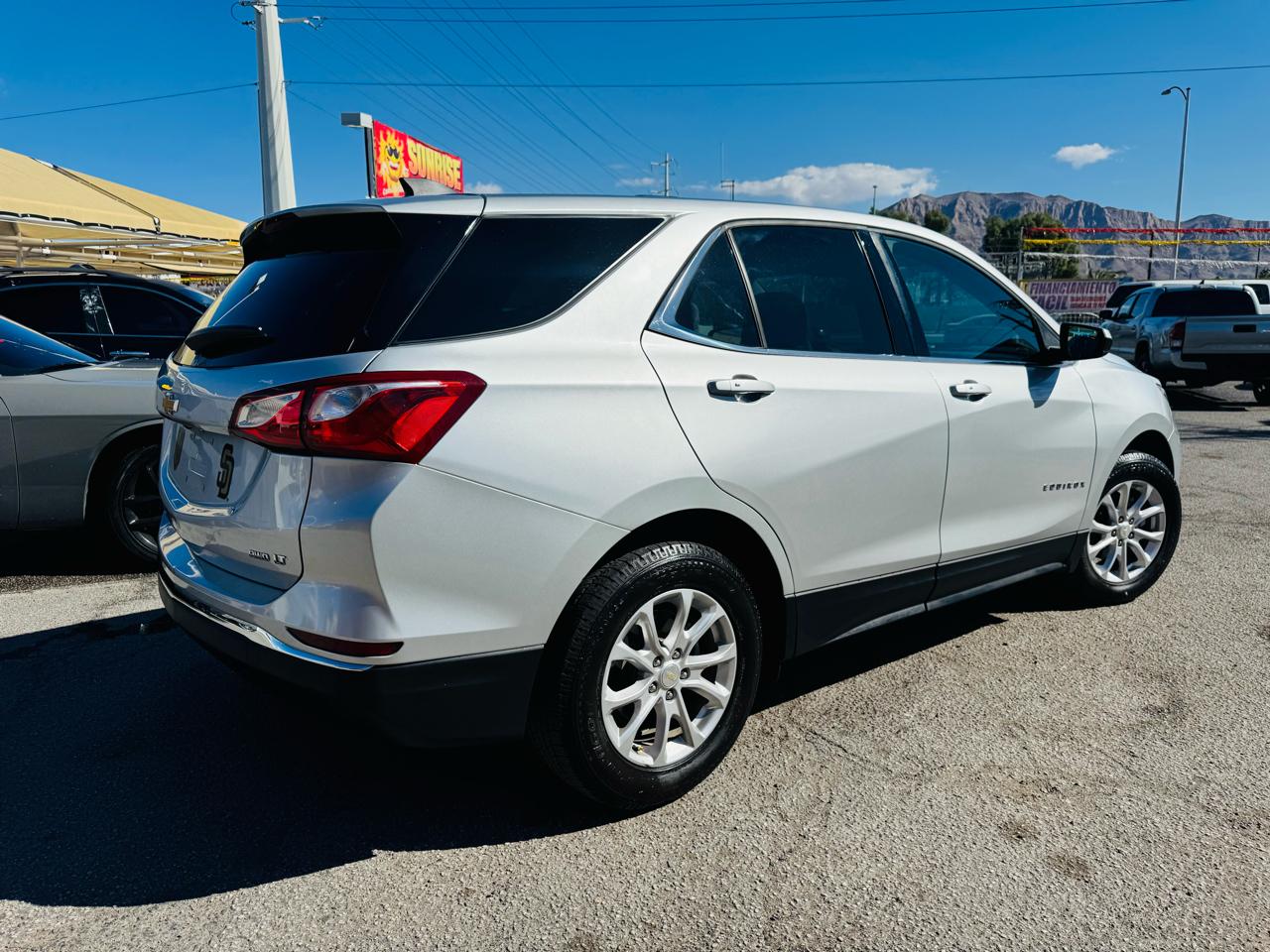Chevrolet Equinox AWD 4dr LT w/1LT 2019