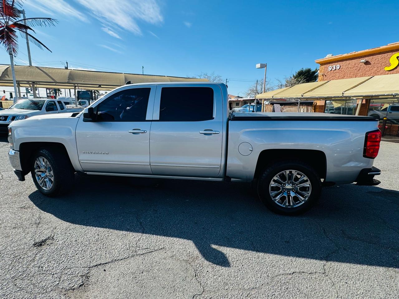 Chevrolet Silverado 1500 2WD Crew Cab 143.5" LT w/1LT 2018