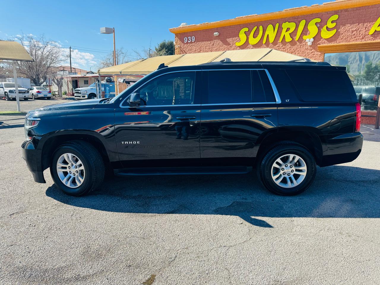 Chevrolet Tahoe 4WD 4dr LT 2017