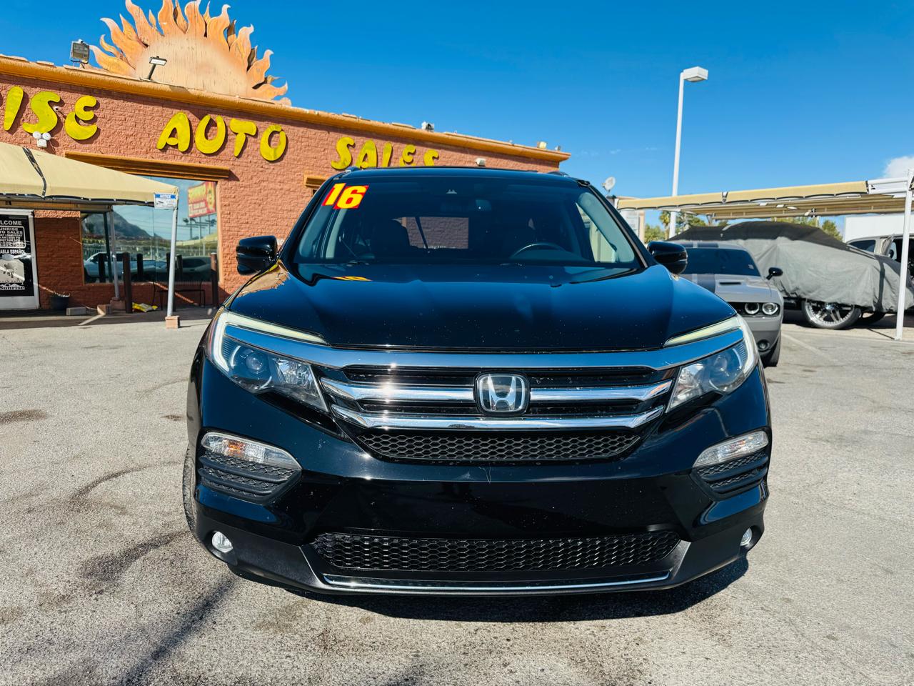 Honda Pilot 2WD 4dr Touring w/RES & Navi 2016