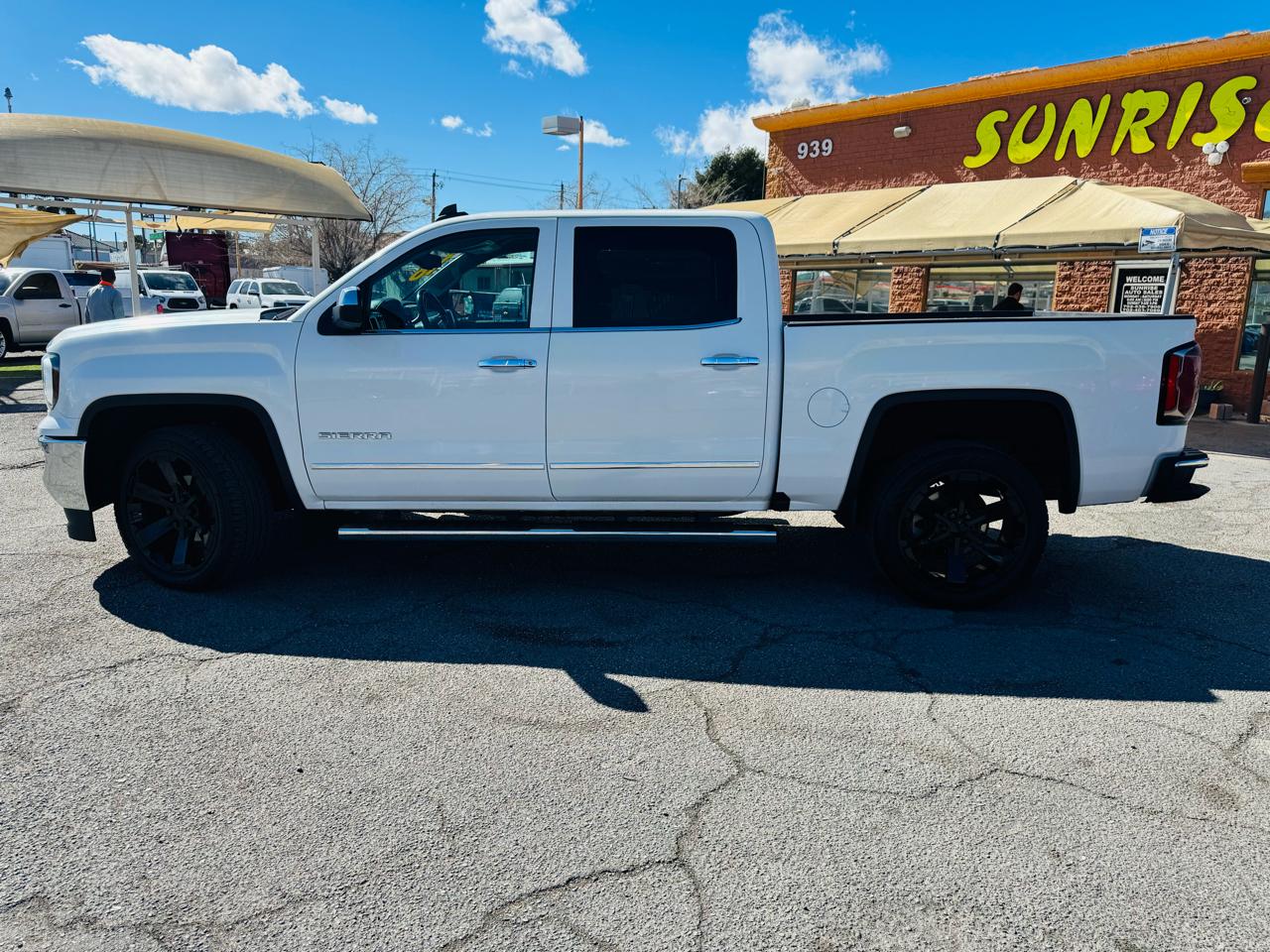 GMC Sierra 1500 2WD Crew Cab 143.5" SLT 2018