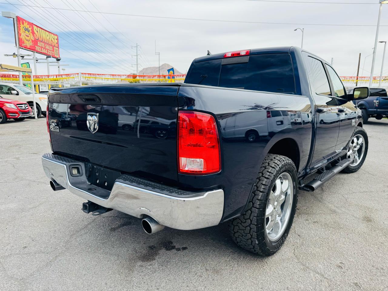 RAM 1500 2WD Crew Cab 140.5" Big Horn 2014