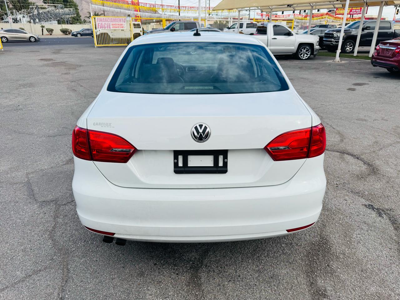Volkswagen Jetta Sedan 4dr Auto SE PZEV 2014