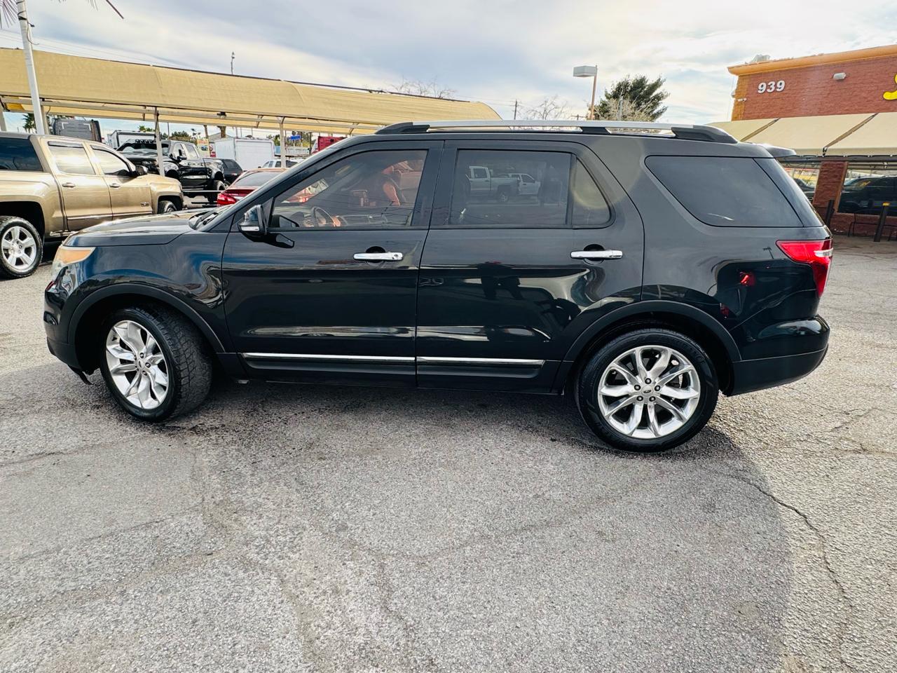 Ford Explorer FWD 4dr XLT 2014