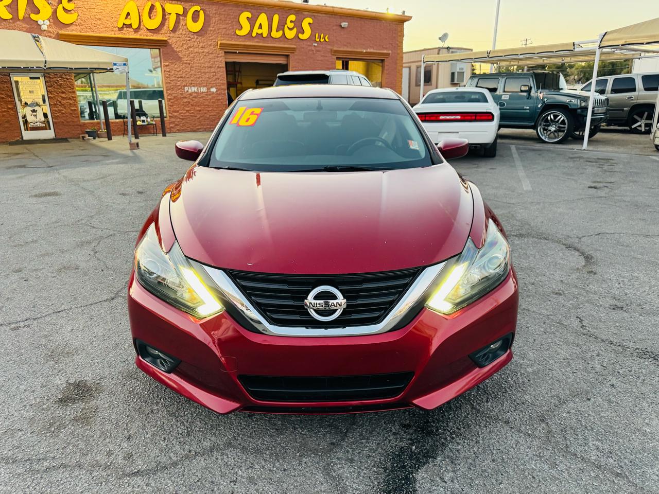 Nissan Altima 4dr Sdn I4 2.5 SR 2016