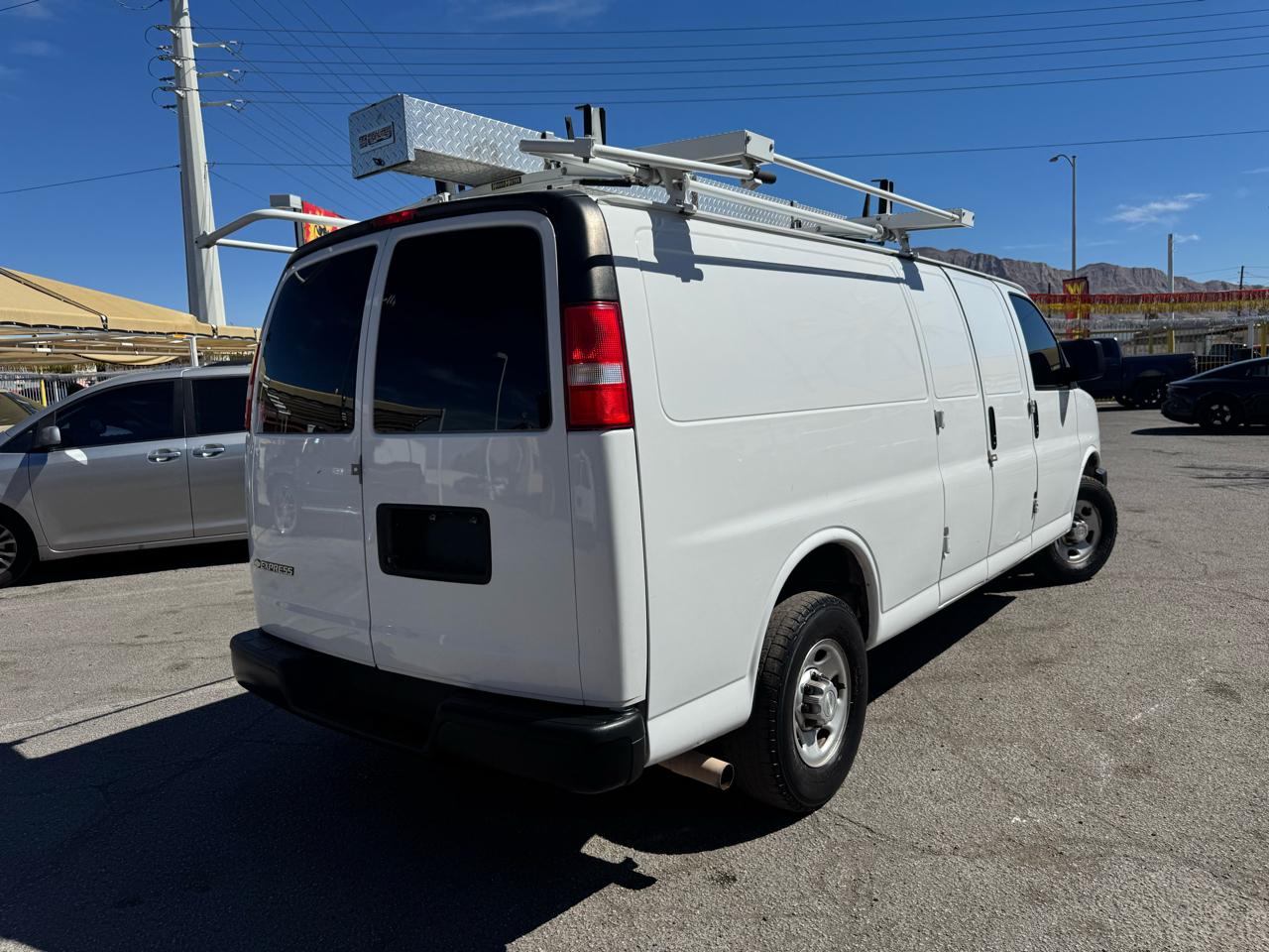 Chevrolet Express Cargo Van RWD 2500 155" 2019