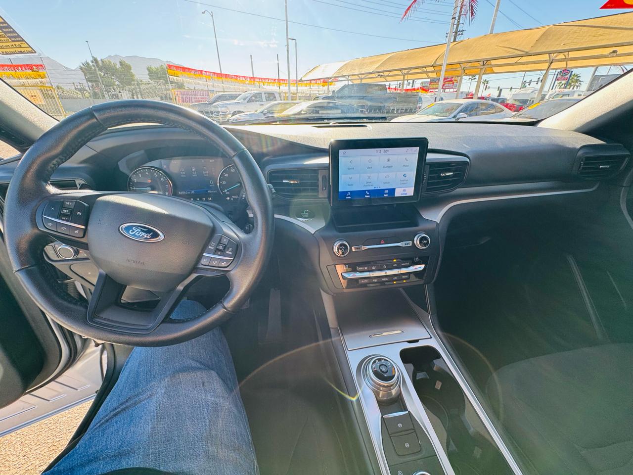 Ford Explorer XLT 4WD 2020