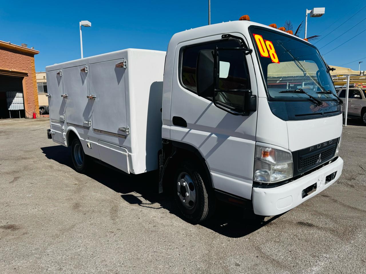 Mitsubishi Fuso FE83D  2008