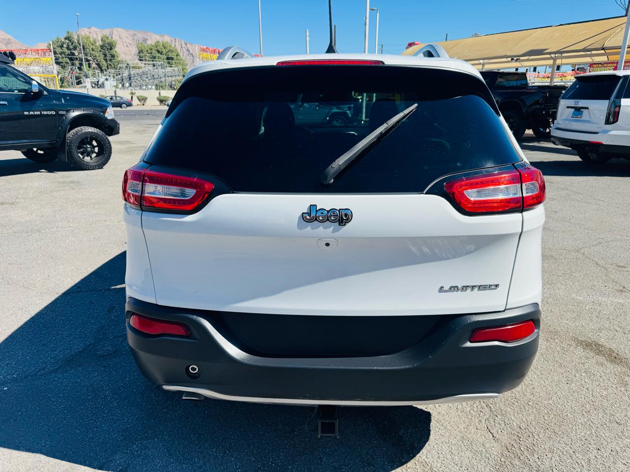 Jeep Cherokee FWD 4dr Limited 2016