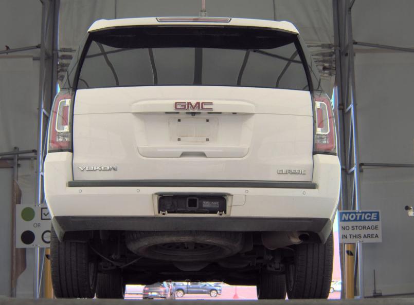 GMC Yukon 2WD 4dr SLE 2015