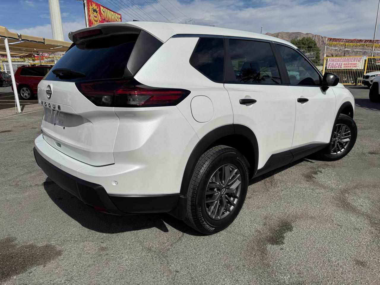 Nissan Rogue FWD S 2025