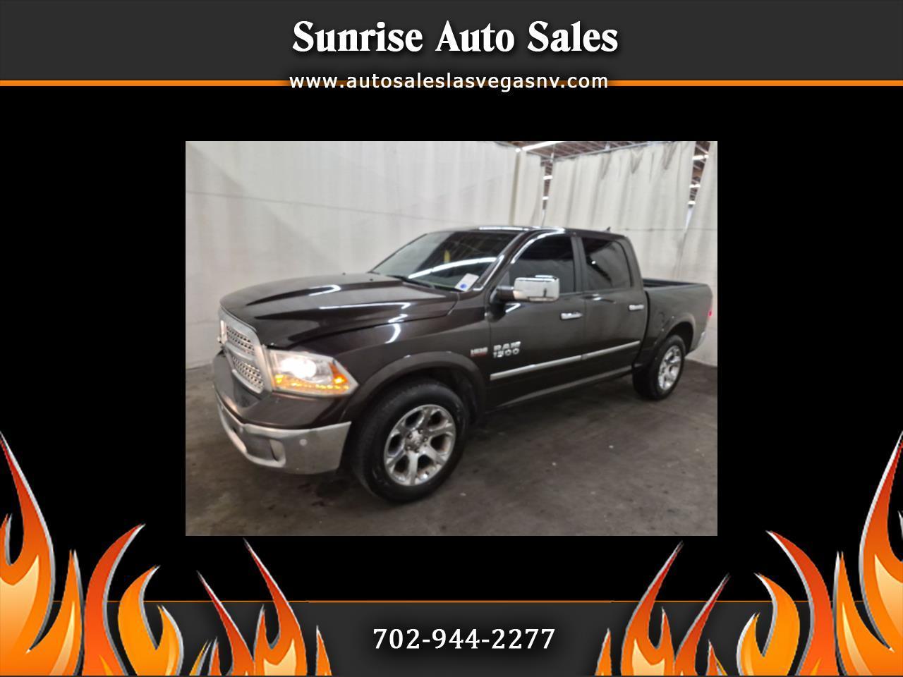 RAM 1500 4WD Crew Cab 140.5" Laramie 2016
