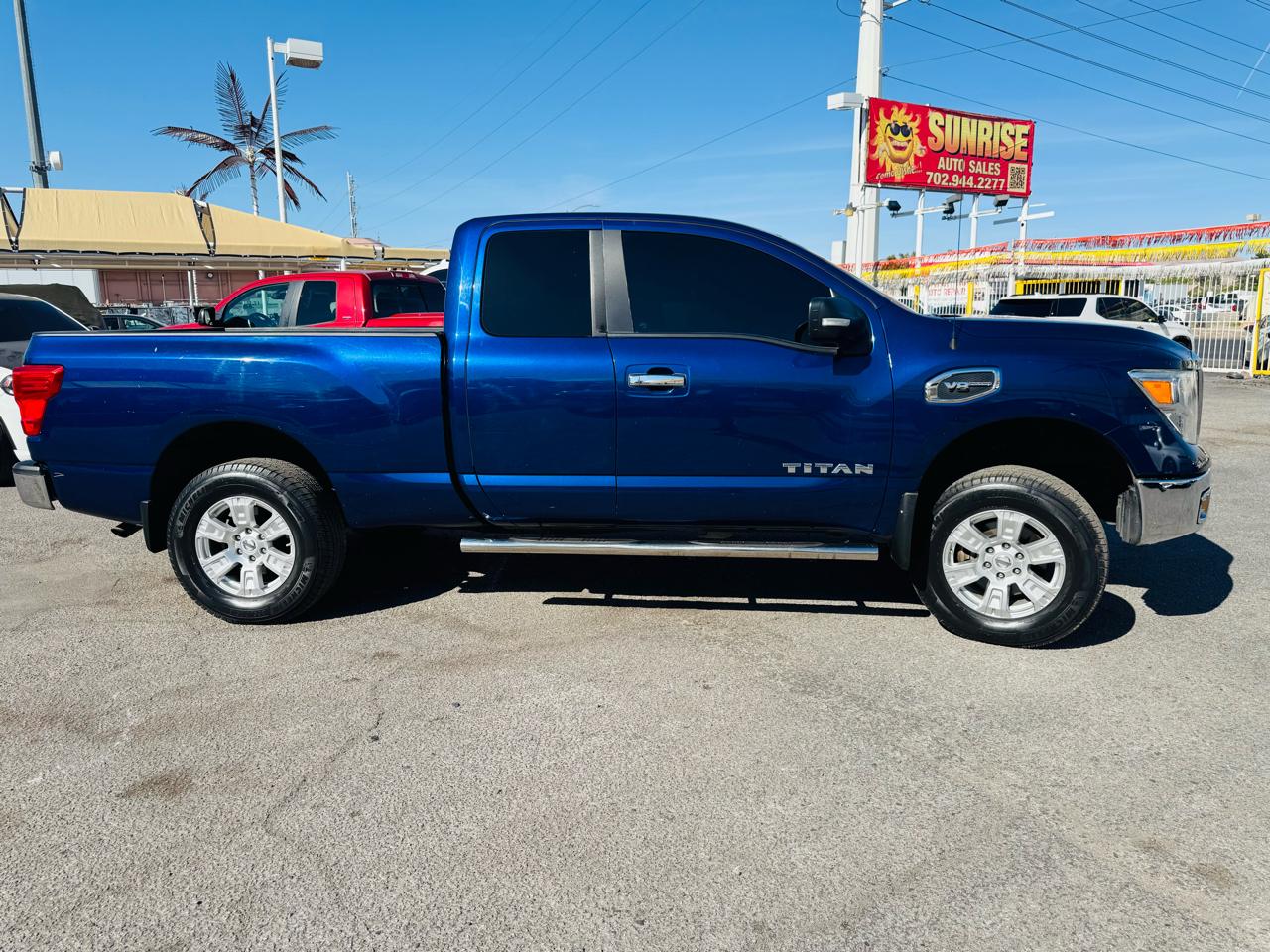 Nissan Titan 4x2 King Cab SV 2017