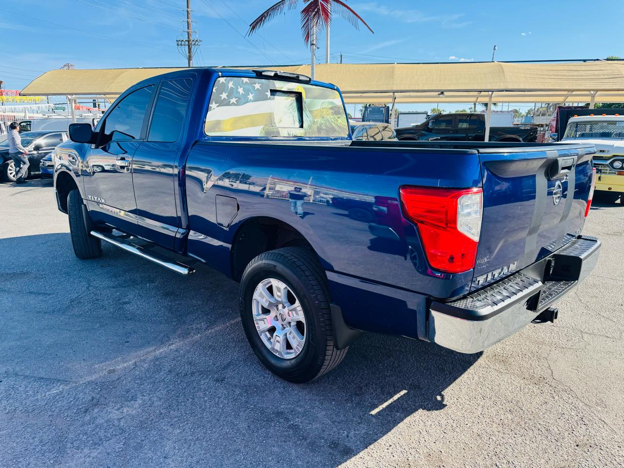 Nissan Titan 4x2 King Cab SV 2017