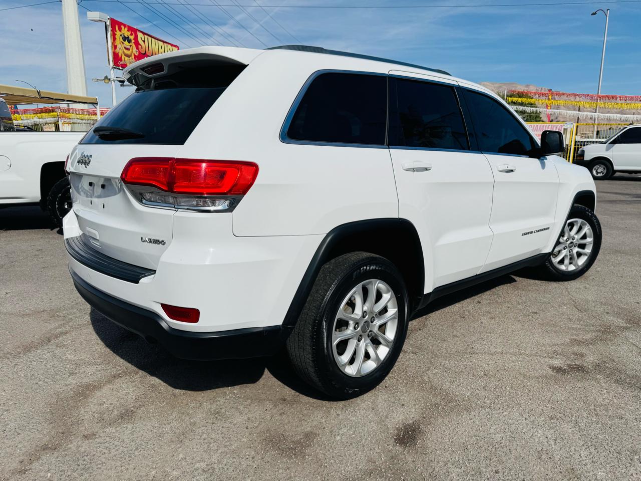 Jeep Grand Cherokee RWD 4dr Laredo 2015