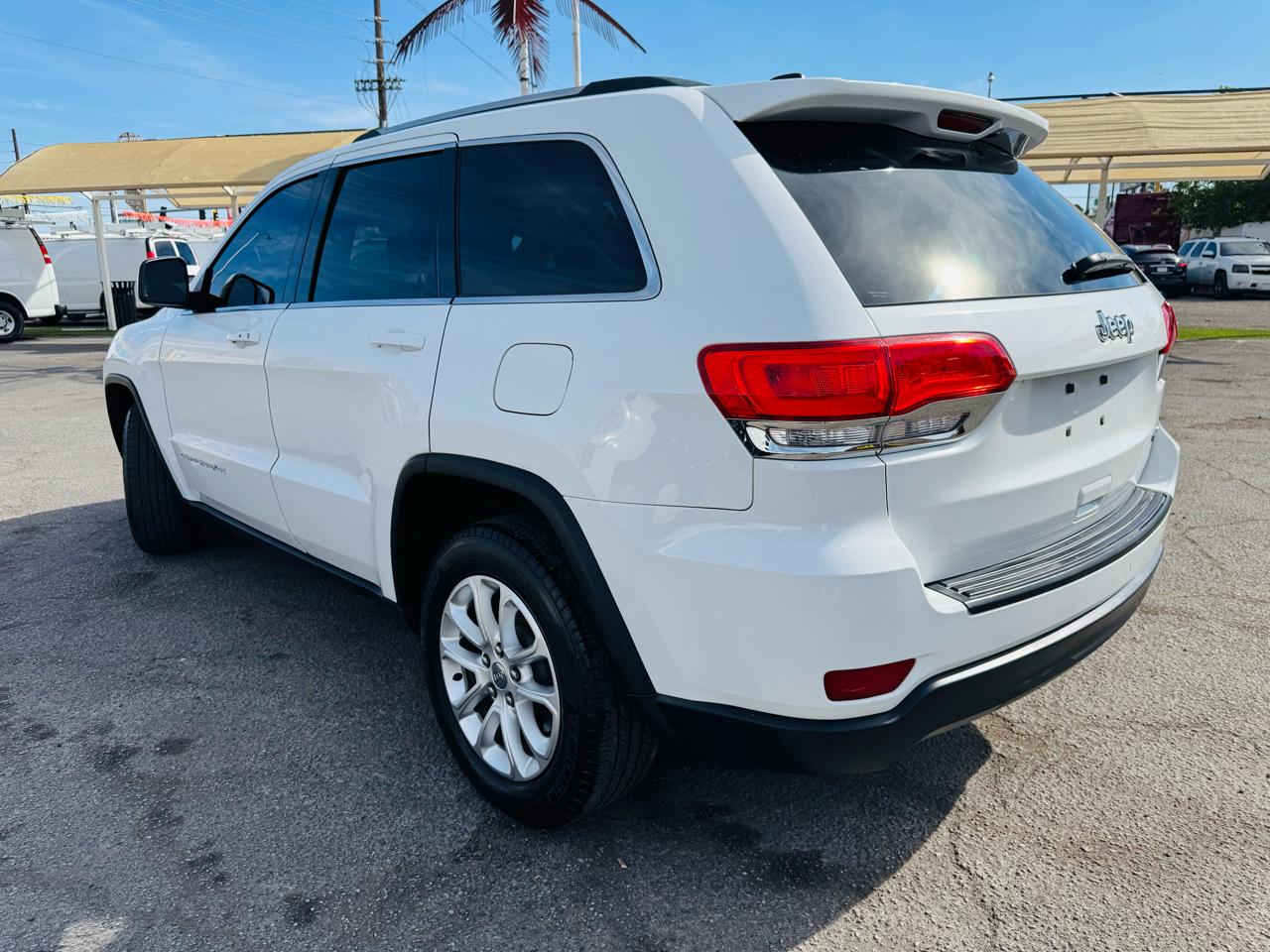 Jeep Grand Cherokee RWD 4dr Laredo 2015