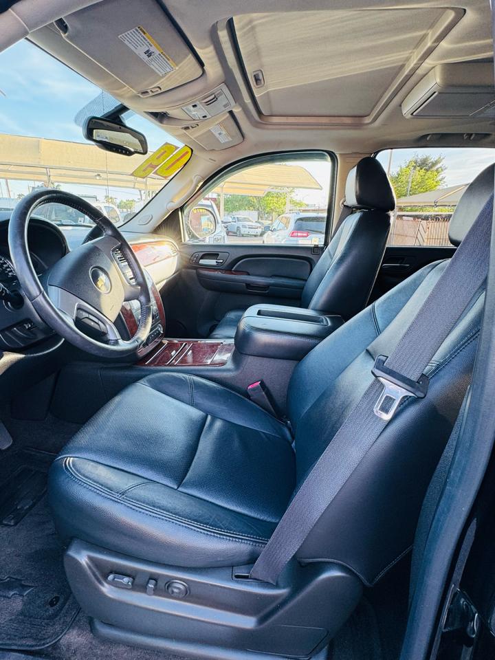 Chevrolet Avalanche 4WD Crew Cab 130" LTZ 2009