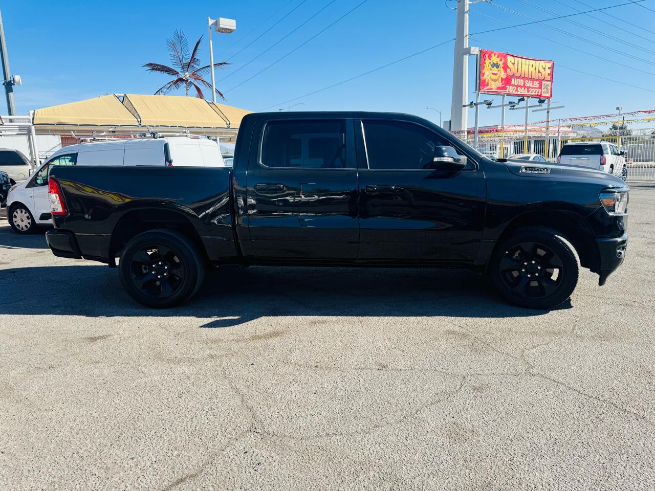 RAM 1500 Big Horn/Lone Star 4x4 Crew Cab 5'7" Box 2019