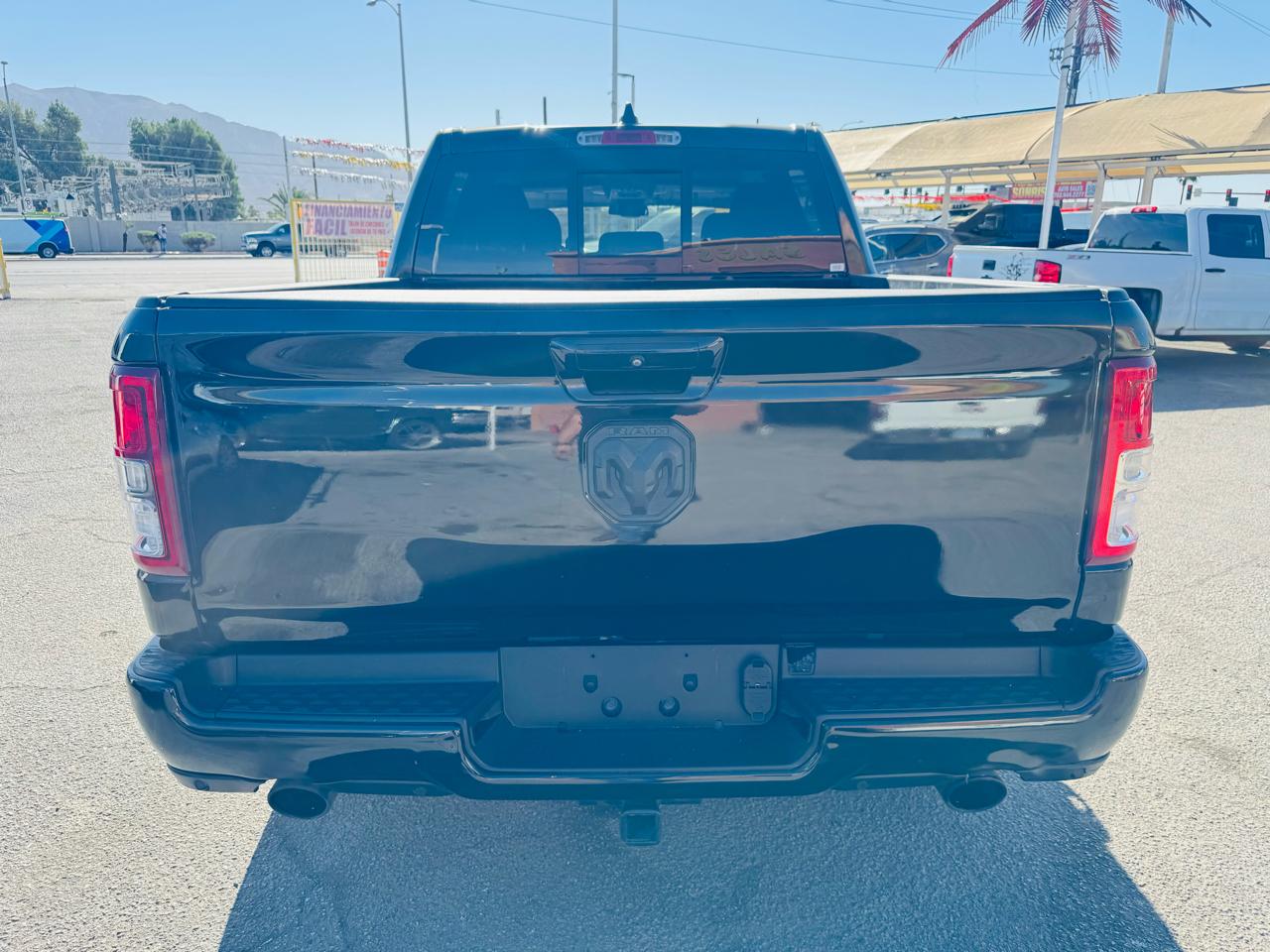 RAM 1500 Big Horn/Lone Star 4x4 Crew Cab 5'7" Box 2019
