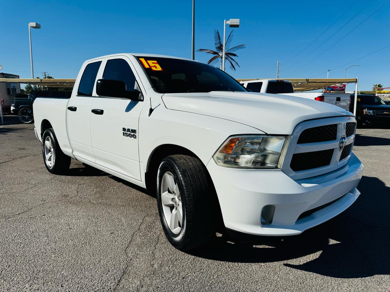 RAM 1500 2WD Quad Cab 140.5" Express 2015