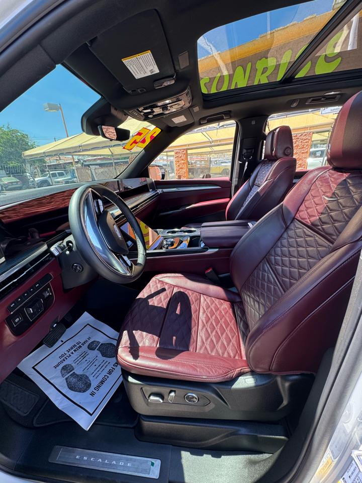 Cadillac Escalade 4WD 4dr Sport 2025
