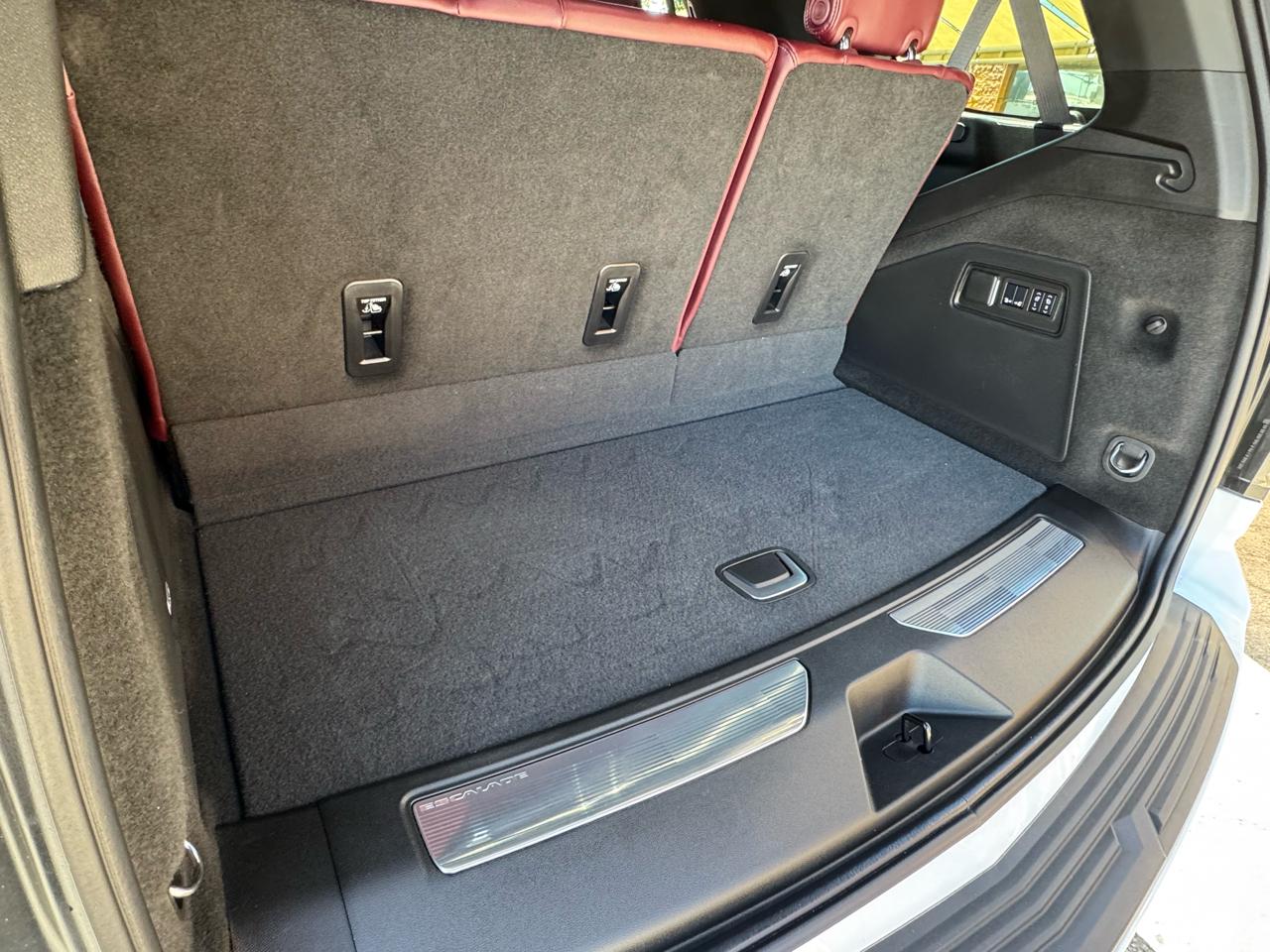 Cadillac Escalade 4WD 4dr Sport 2025