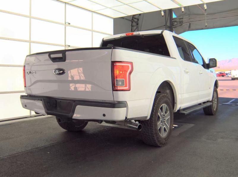 Ford F-150 4WD SuperCrew 145" Lariat 2016