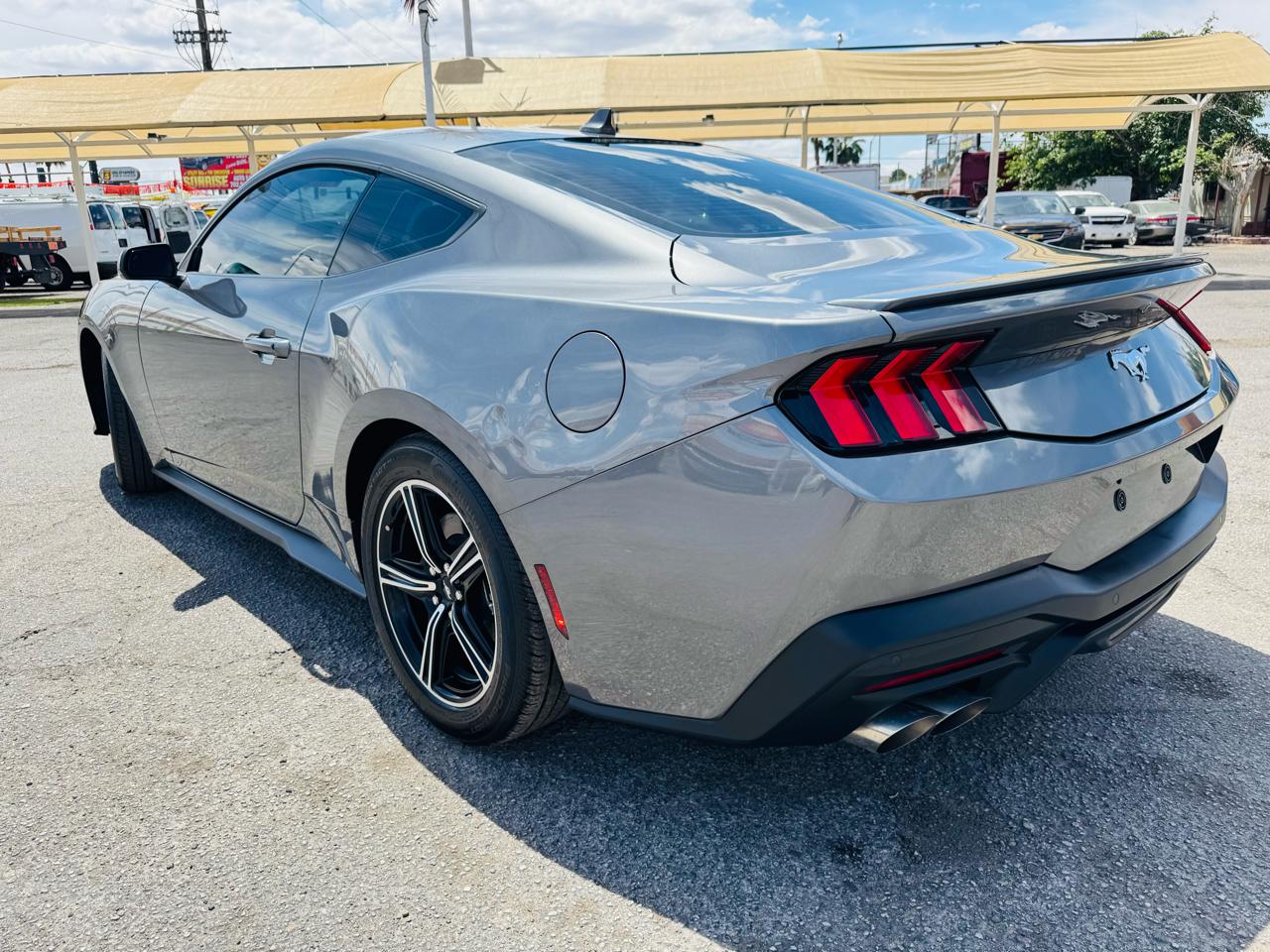 Ford Mustang EcoBoost Fastback 2024