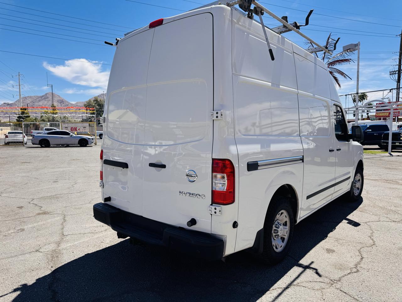 Nissan NV Cargo NV2500 HD High Roof V6 SV 2019