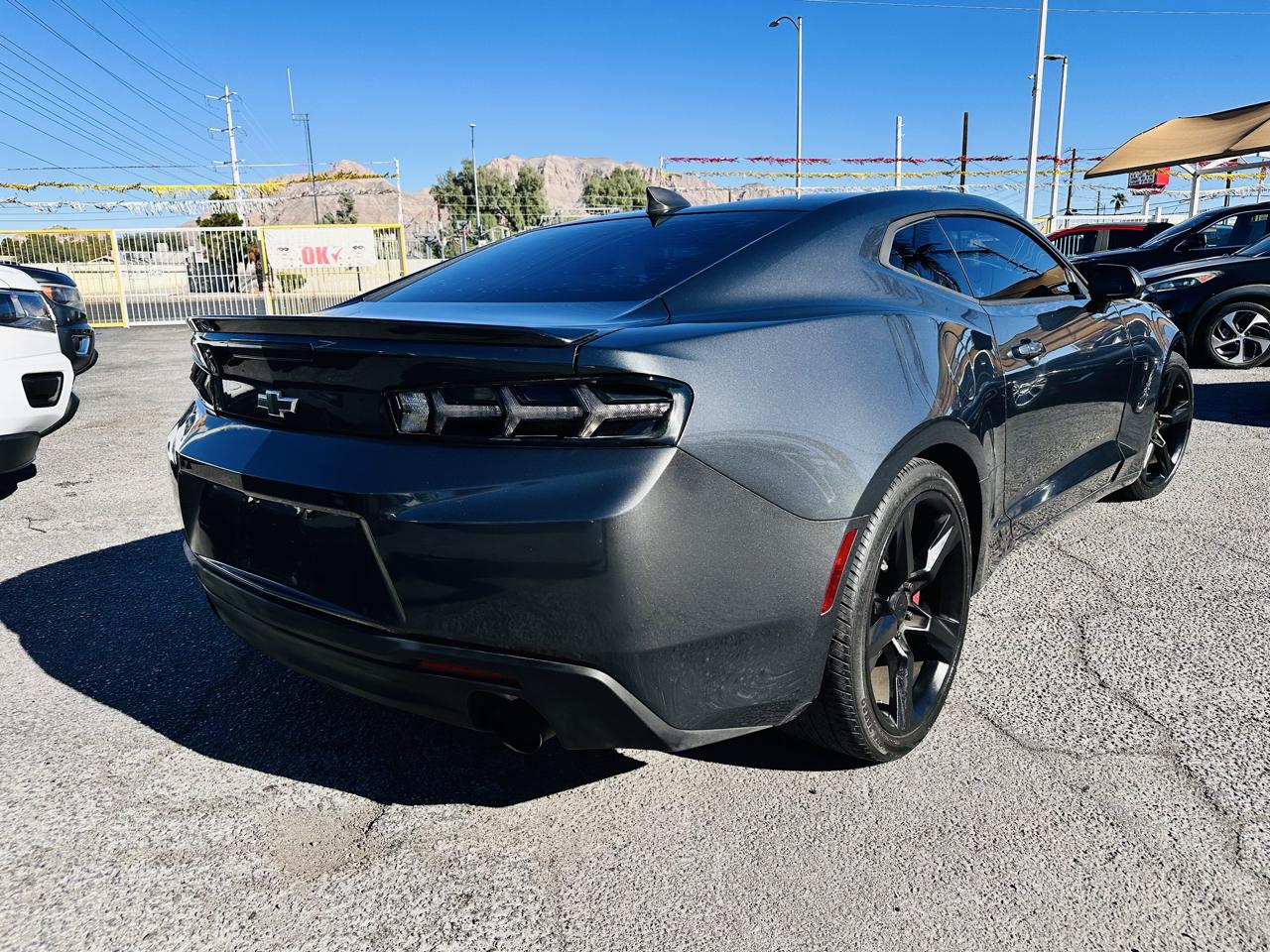 Chevrolet Camaro 2dr Cpe 1LT 2017