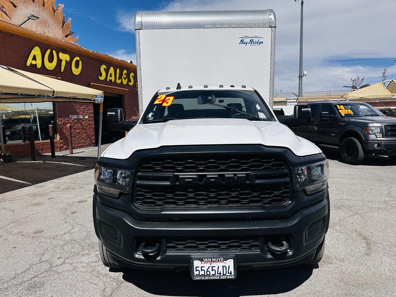 RAM 5500 Chassis Cab Tradesman 4x2 Reg Cab 120" CA 204.5" WB 2024